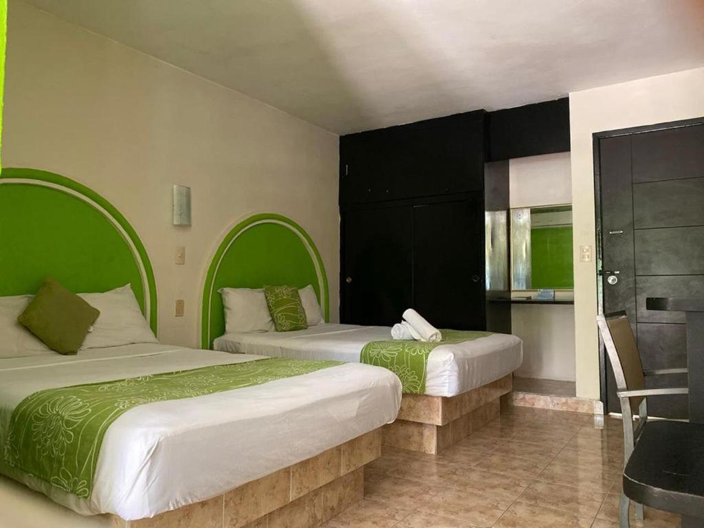 Hc International By R&T Hotel Cancun Exterior photo